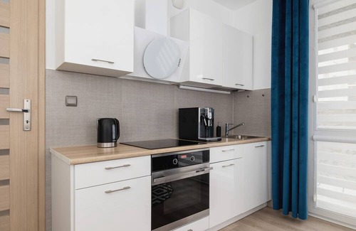 Czyzyny Apartamento | Avia Apartment in Krakow by Renters