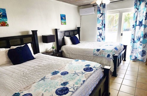 Farmer's Hill Apartamento | Exuma Palms Resort is located at Three Sisters Beach on Exuma, The Bahamas