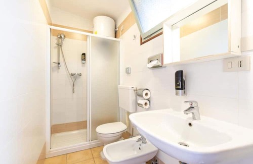 Lignano Sabbiadoro Villa | Cozy and welcoming single house with private garden by Beahost Rentals