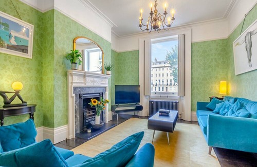 Berwick Cabaña | 4 bedroom accommodation in Hove