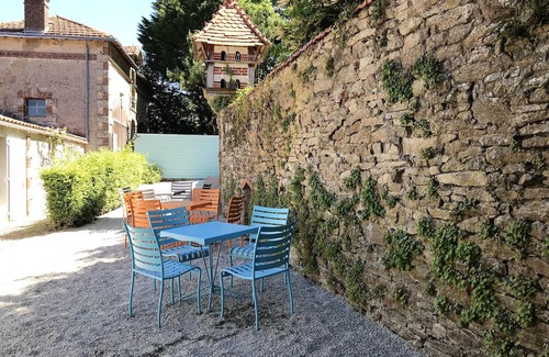La Gaubretiere Casa | Homerez - House for 4 ppl. with jacuzzi, spa and garden at La Gaubretière