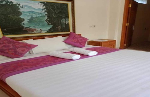 Melayang Cabaña | New Villa Nirmala