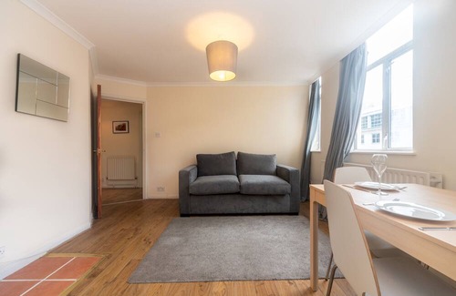 Cathedrals Apartamento | Pass the Keys | Central Flat Near Borough Market