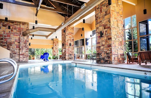 Brian Head Complejo | Cozy home base for your ski vacation just a 2 min walk frm Brians Head Resort.