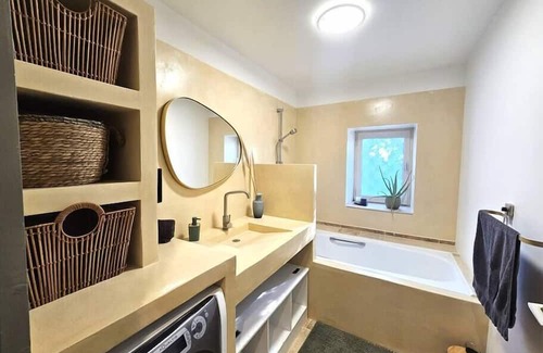Montboucher-sur-Jabron Apartamento | Very nice apartment - terrace
