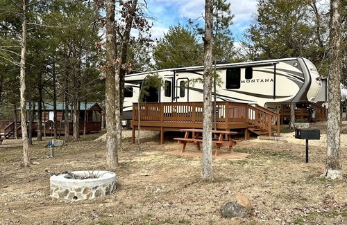 Ringold Alquiler De RV | Cozy getaway with lake view. Pet Friendly/Close to Hochatown