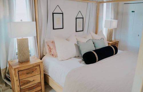 Bunkers Cove Apartamento | Adorable 1BR near historic downtown and beaches - DREAMI STAYS