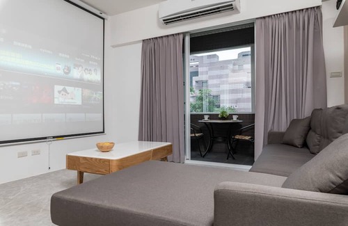 Xinyi Condominio | Traveling Family's Dream 3B2bLDK Directly Across 101