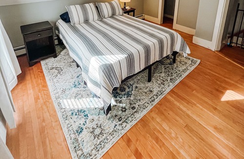 Bradford Casa | Ski, Snowmobile, and Enjoy the Outdoors in Bradford