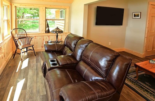 Glidden Casa | Gordon Point Cabin-Gordon Lake, Glidden WI