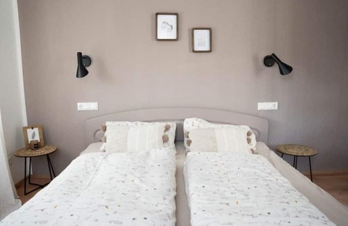 Schluechtern Apartamento | Ehemalige Scheune auf Islandpferdehof im Grünen