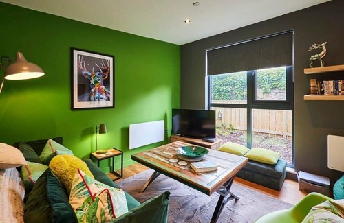 South Charlton Cabina | Host & Stay | Forest Green Lodge