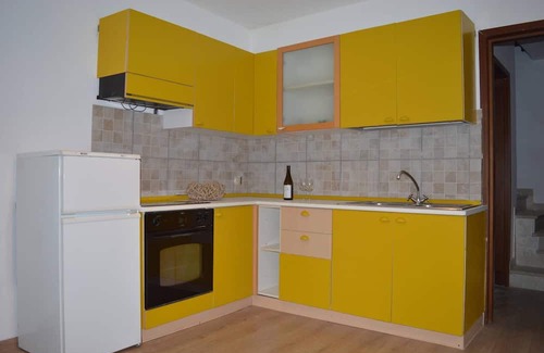 Canale di Tenno Apartamento | Antica Dimora Del Gallo Nero - Appartamento Giallo