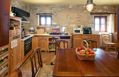 Anatoli Casa | Homerez - House 12 km away from the beach for 10 ppl. with jacuzzi at Anatoli