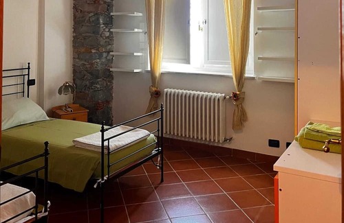 Fosdinovo Apartamento | Homerez - Nice apartement 6 km away from the beach for 4 ppl. with shared pool