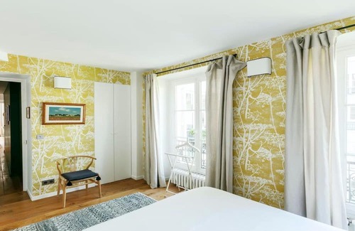 Quartier du Gros-Caillou Apartamento | A LUXURY YET TYPICAL PARISIAN CHARM-A SHORT WALK FROM EIFFEL-RUE SAINT DOMINIQUE