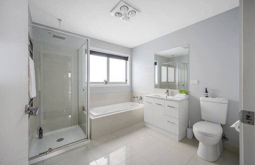 Geilston Bay Casa | Geilston Bay Hideaway-3 brm,2 bath ,7km to CBD