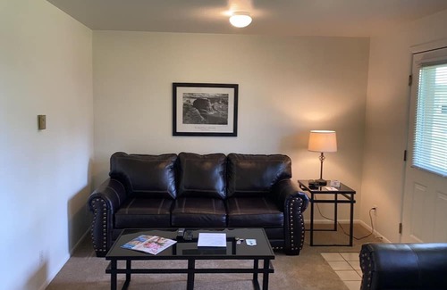 Boulder Apartamento | Furnished All Inclusive 1 Bedroom Condo Two Blocks East of CU