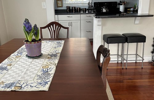 Gloucester Casa | Seaside Community, Charming Year Round Home, Plum Cove Cottage