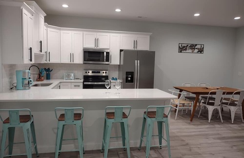 Myrtle Beach Casa | Brand New townhome. Pets allowed $150.00 fee, 5 min walk to the beach.