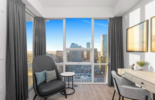 Historic Core Casa | Level South Olive- One Bedroom Suite & Office
