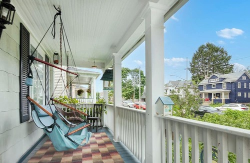 Kenosha Casa | Updated Quiet Home Overlooking Beach State Park