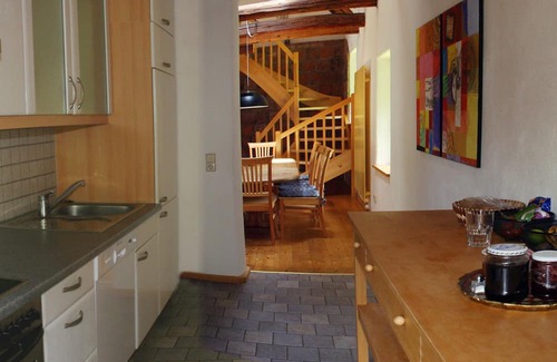 Presseggen Apartamento | Tour of the Pfeiferhaus https:/cdn10.3dswissmedia.com/360/hauspfeifer/