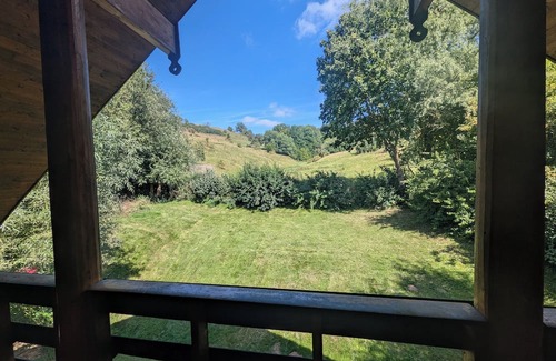 Lippersdorf-Erdmannsdorf Casa | Idyllic wooden house in the countryside