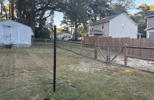 Raeford Casa | Casa Minimal Cottage Pet Friendly w/Fenced Yard