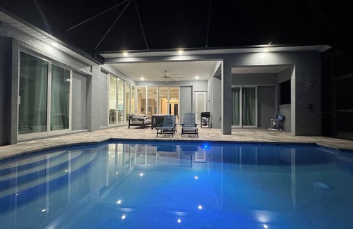 Port Charlotte Casa | Waterfront Canal House - Port Charlotte with AC and Pool