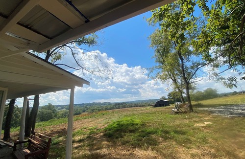 Edmonton Cabaña | PossumLOVE House in the Country charm peace& tranquility