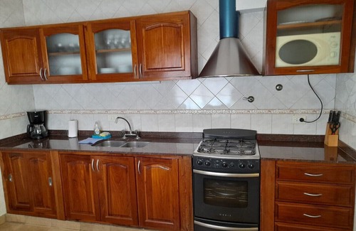 Ostende Casa | Chalet Anvers 8 persons, 4 rooms/Wi-Fi/Grill/Services/400mts from the sea