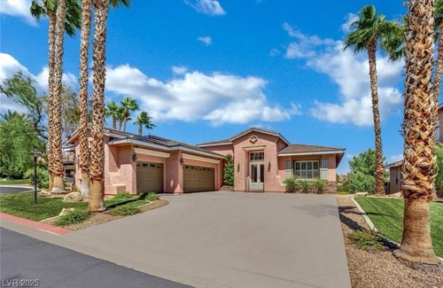 Summerlin Casa | Golden Hour Estate-Pool/jacuzzi/Gated/Lux