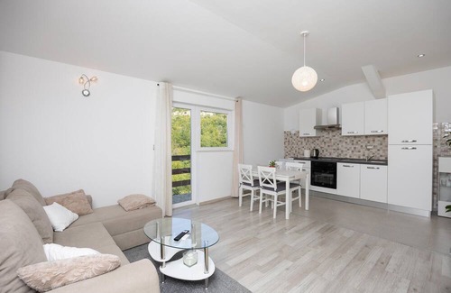 Slime Apartamento | Lovely apartment in Slime with house a panoramic view