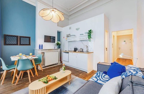 Lower Town Apartamento | Stylish Apt Near Grand Place