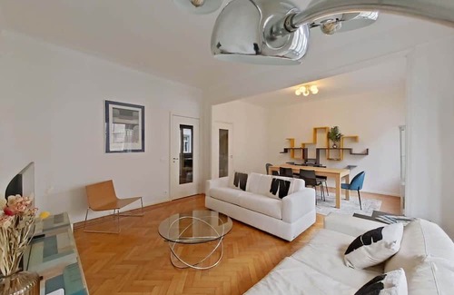Postel Apartamento | Bright 1BR flat in Saint-Gilles