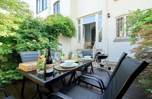 Wijk van de Squares Casa | European Union and Grand Place. Luxurious 6-BR Mansion