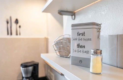 Cecilienkoog Apartamento | Apartment 'Denkerhof Auszeit' with Shared Garden and Wi-Fi