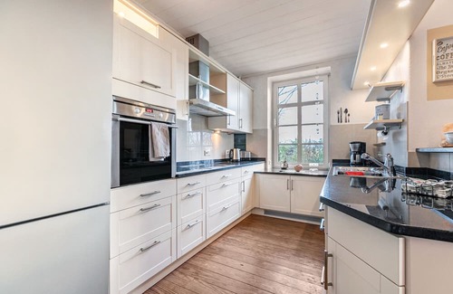 Cecilienkoog Apartamento | Apartment 'Denkerhof Auszeit' with Shared Garden and Wi-Fi
