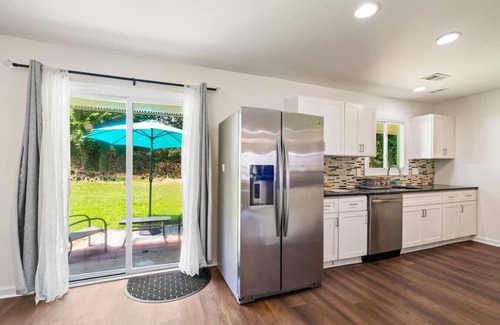 Sterling Casa | Private and Cozy 3 BEDR+2 BTH Single Fam Home
