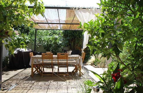 Thuir Casa | Casa Felice: Spa, pretty garden and house in the South of France