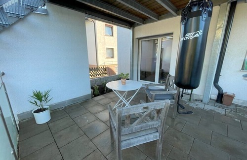 Leinfelden-Echterdingen Apartamento | Erlach oasis: Holidays near nature - terrace, forest walks & yoga