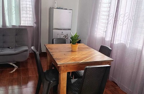 Isla Grande Casa | Deluxe Beachfront 4-bedroom house in Colón Province