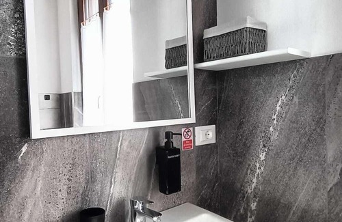 Carbonara al Ticino Cama Y Desayuno | B&B Borgo Tre Case rooms with breakfast, free Wi-Fi and parking