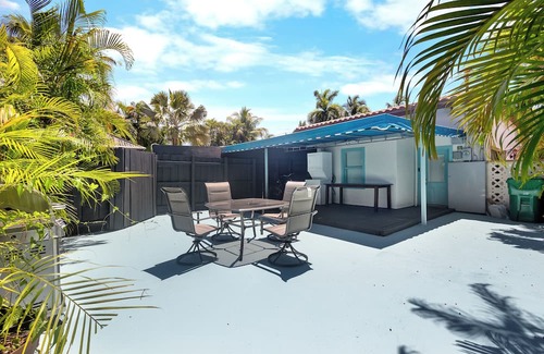 The Roads Cabaña | Soothing cottage Next to Brickell