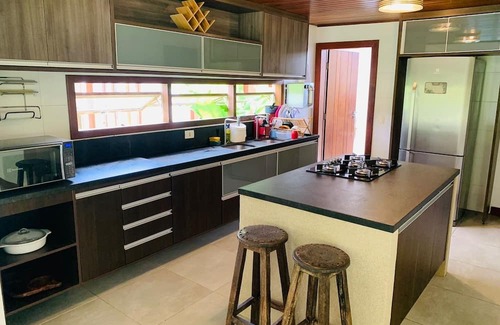 Catu de Abrantes Casa | Busca Vida House 5 Suites in Busca Vida, Bahia