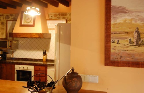 Pruneda Casa | Country House 'La Espinera' with Mountain View, Private Terrace and Wi-Fi