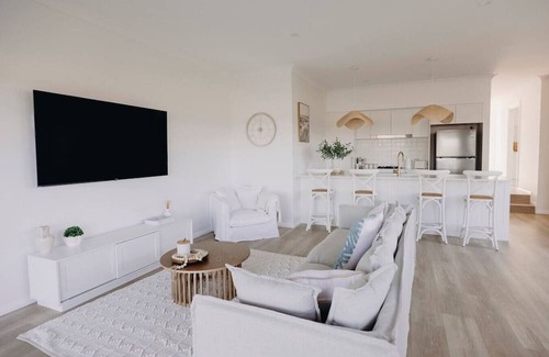 Dubbo Casa | The Macquarie House - Dubbo