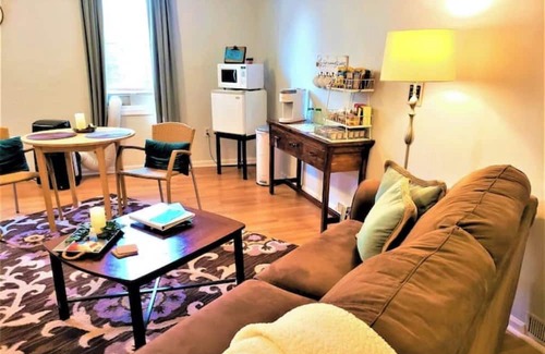 Tyrone Apartamento | Private! Spacious. Easy access to Atlanta Airport.
