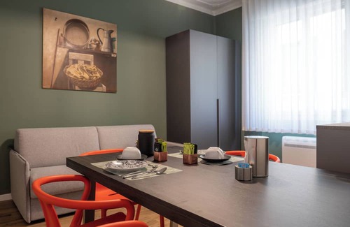 Cremona Apartamento | FORTITUDO duomo-suite in the heart of cremona